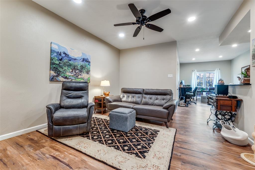 8601 Park Lane 624