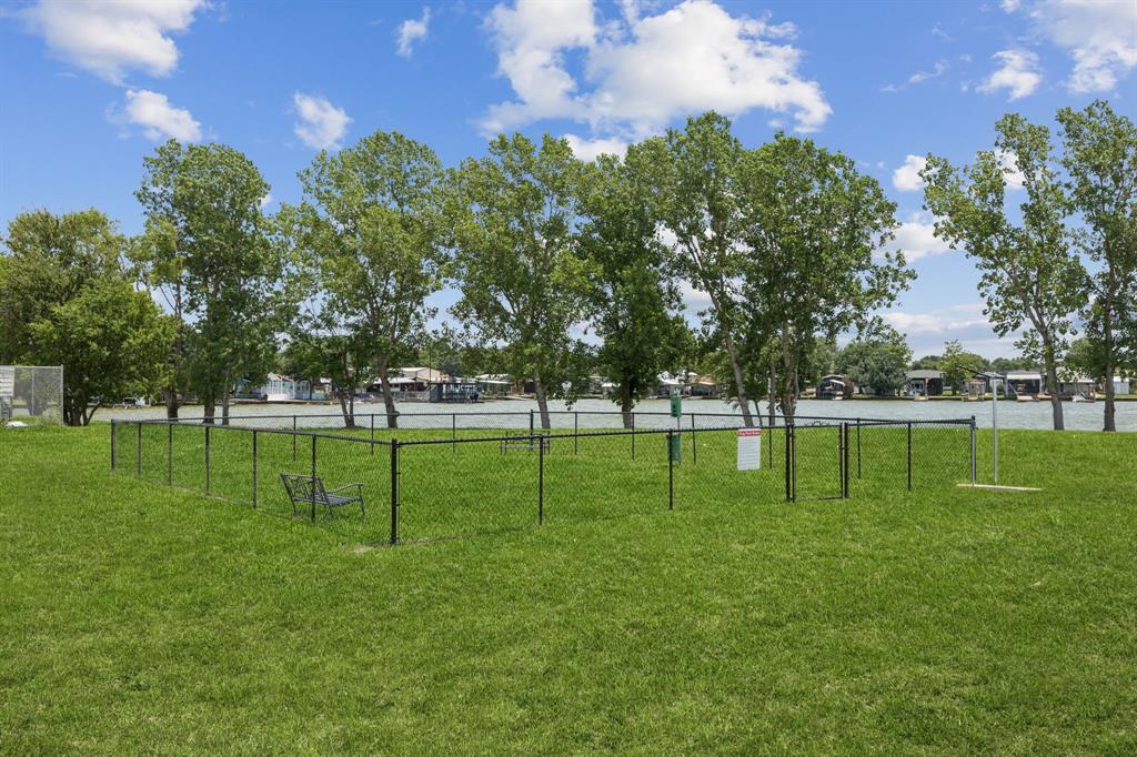 Penninsula Point - Land