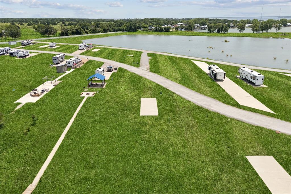 Penninsula Point - Land