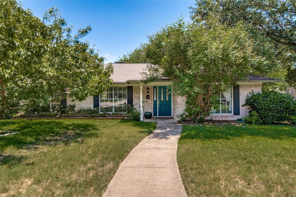 4372 Royal Ridge Drive