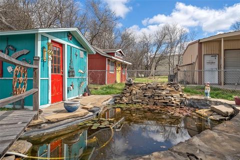 Tiny photo for 1038 S Old Robinson Road, Robinson, TX 76706 (MLS # 21197469)