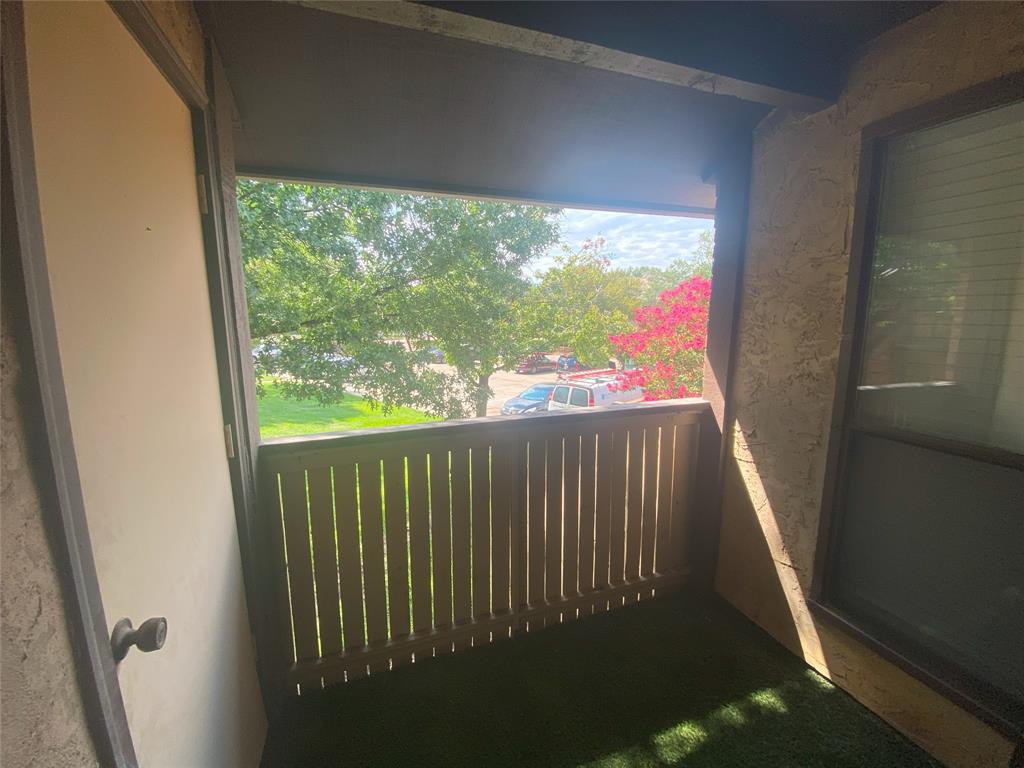 Cloisters Condo The - Residential Lease