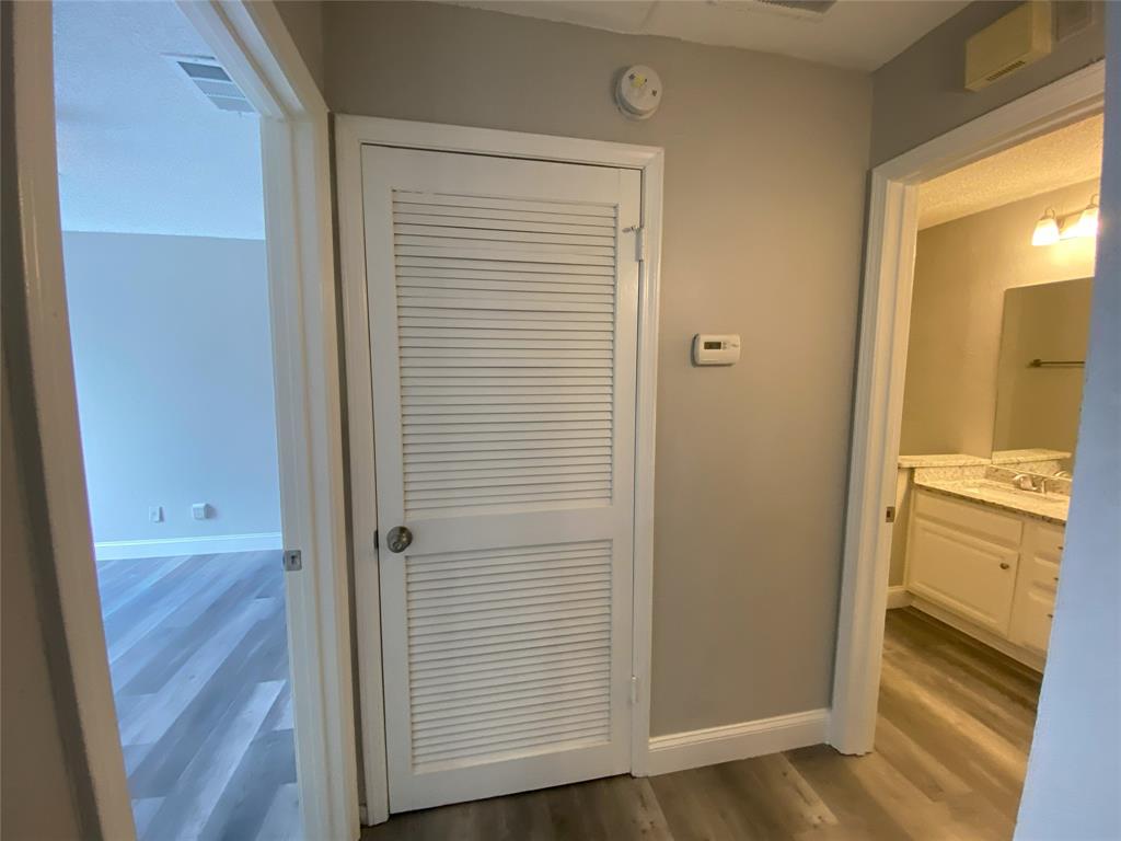 Cloisters Condo The - Residential Lease