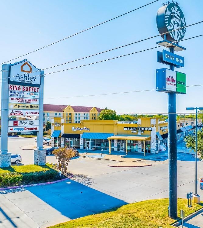 G-2468 - SHAFER PLAZA - Commercial Lease