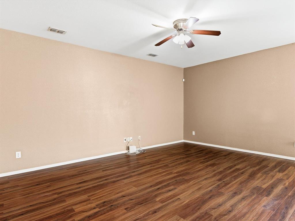 1108 Wellesbourne Lane