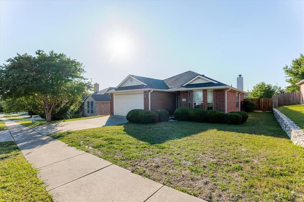 Photo of 10332 Trevino Lane, Benbrook, TX 76126 (MLS # 21269026)