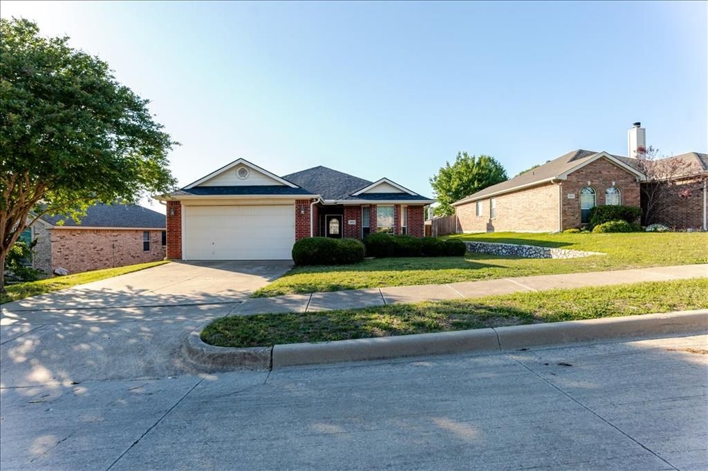 Photo of 10332 Trevino Lane, Benbrook, TX 76126 (MLS # 21269026)