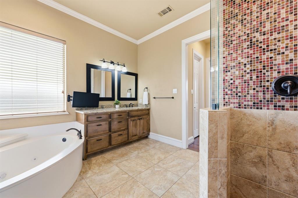 Villas At Trophy Club The - Residential