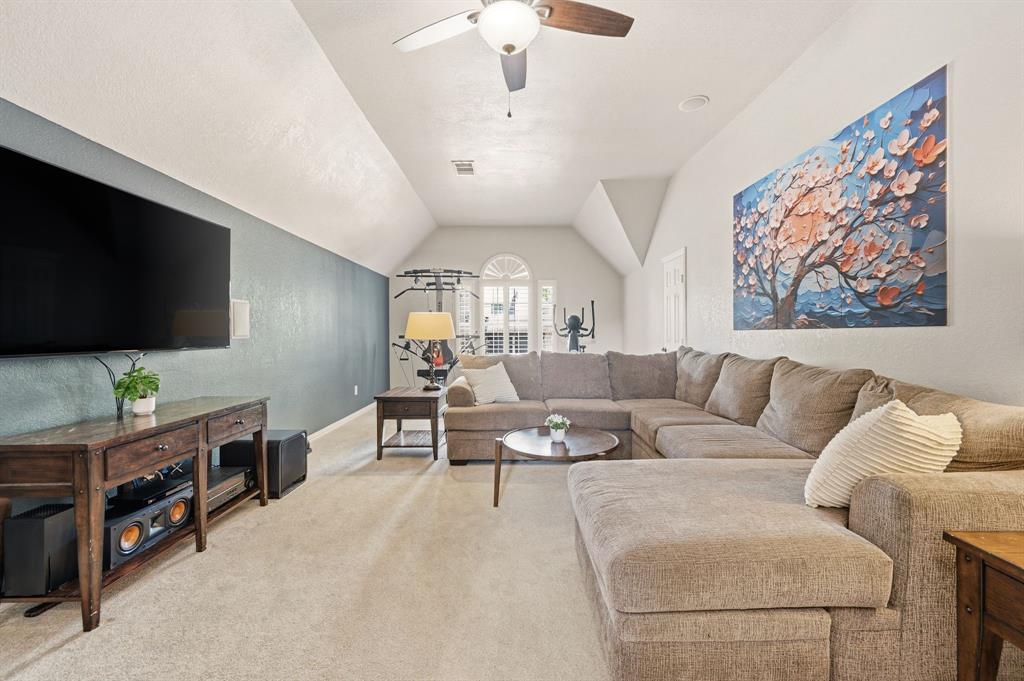 Villas At Trophy Club The - Residential