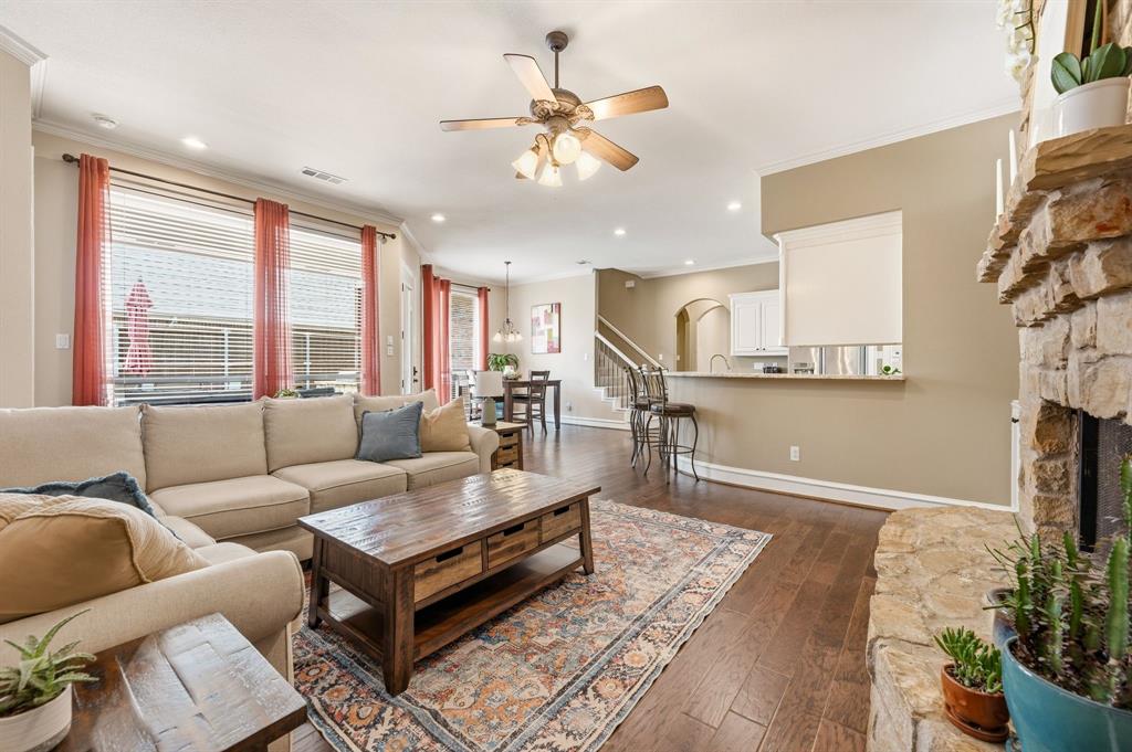 Villas At Trophy Club The - Residential