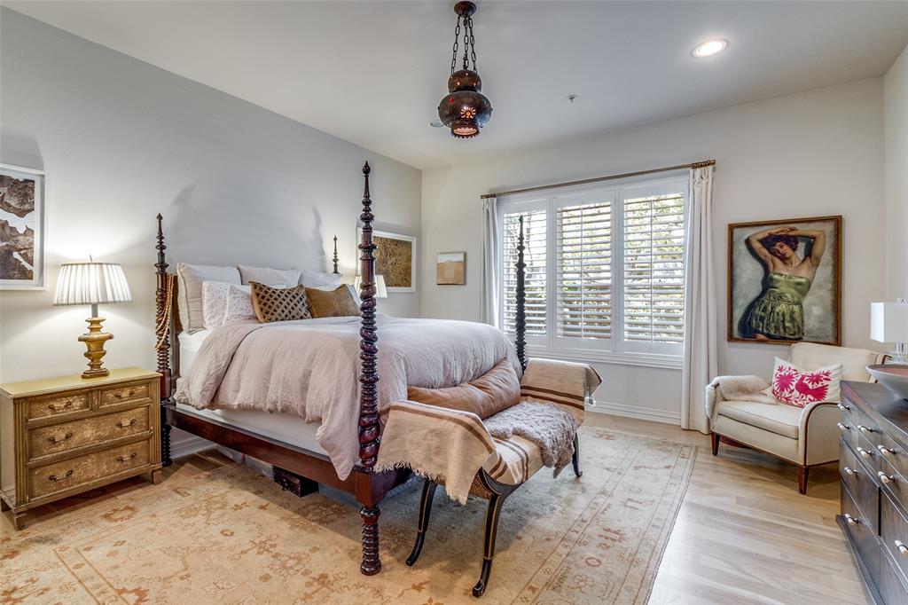 Residence Turtle Crk Condos Bl - Residential