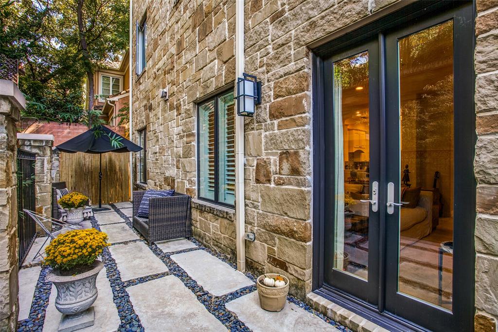 Residence Turtle Crk Condos Bl - Residential