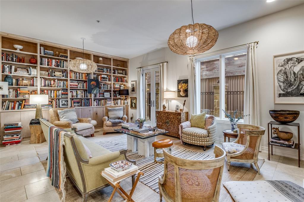 Residence Turtle Crk Condos Bl - Residential