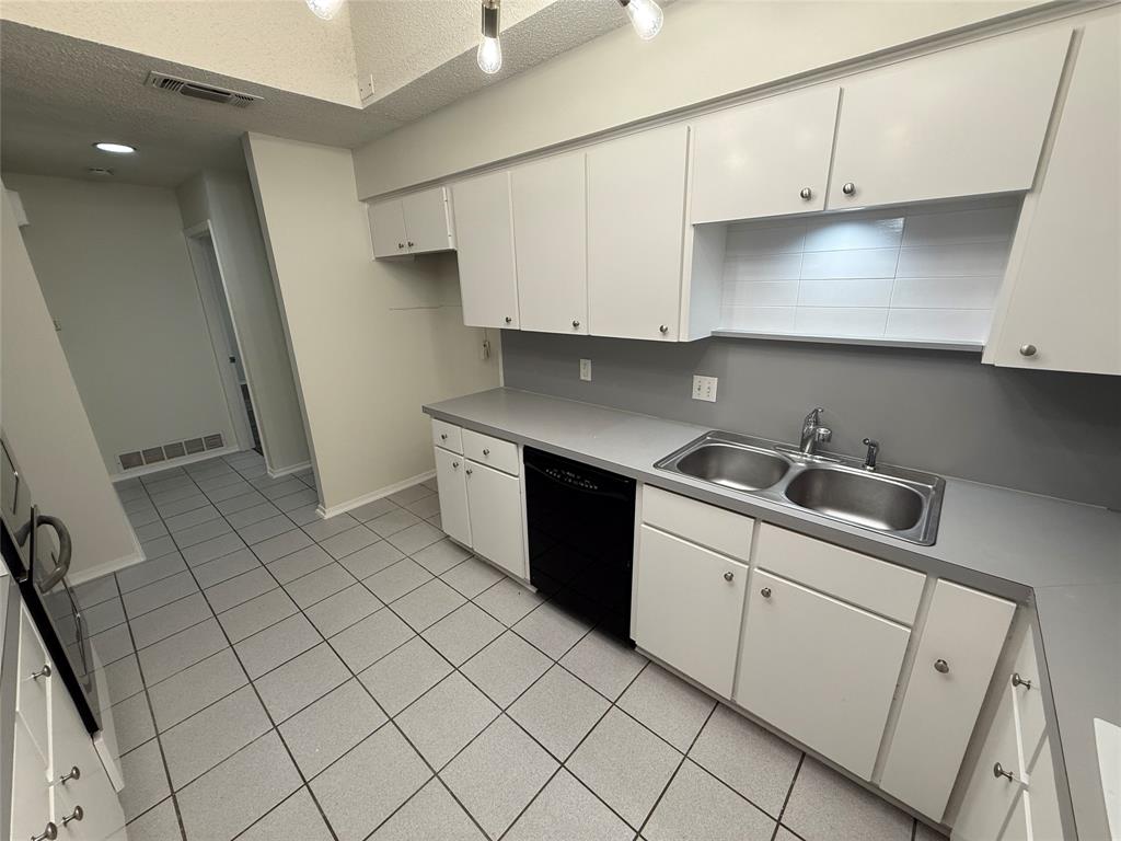 Overton South Add - Residential Lease