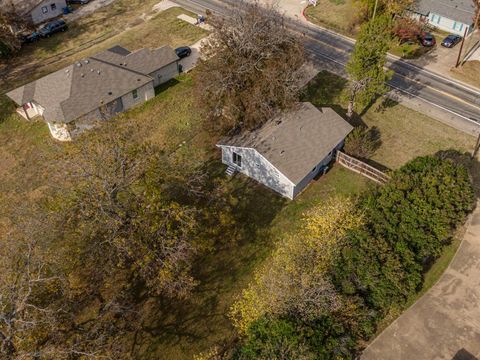 A home in Waxahachie