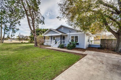 A home in Waxahachie