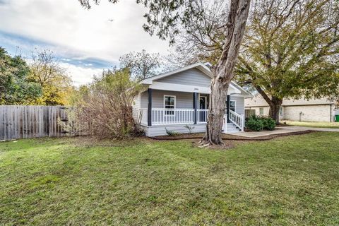 A home in Waxahachie