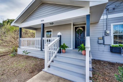 A home in Waxahachie