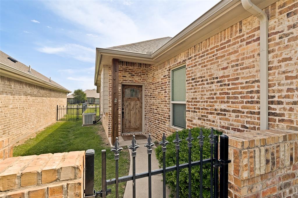 204 Captains Court