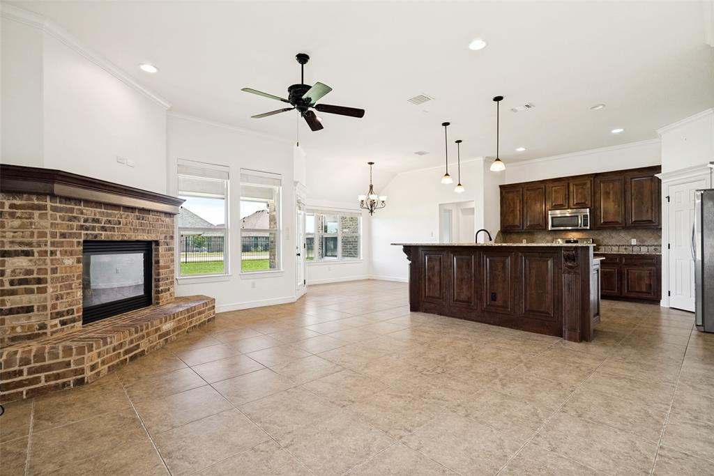204 Captains Court