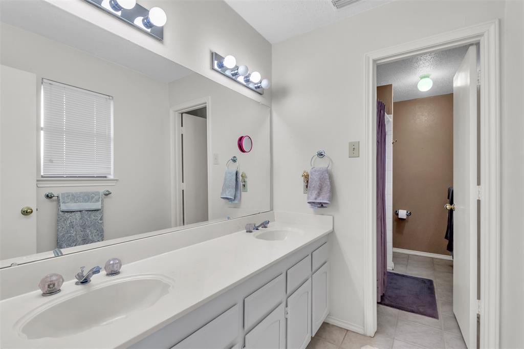 White Rock Meadows - Residential