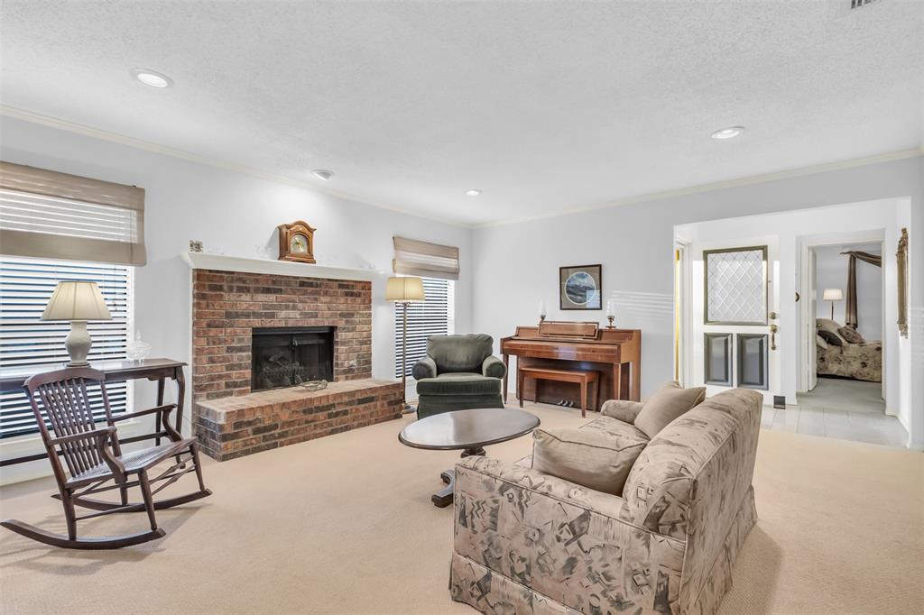 White Rock Meadows - Residential