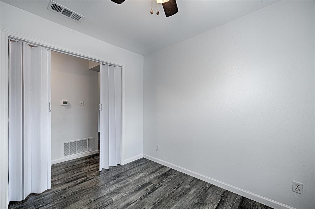 Parkwood Creek Condos - Residential Lease