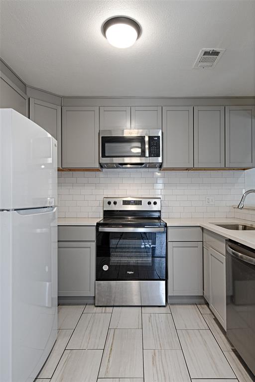 Parkwood Creek Condos - Residential Lease