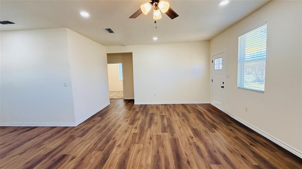 (G3) GRAHAM - NE CENTRAL - Residential