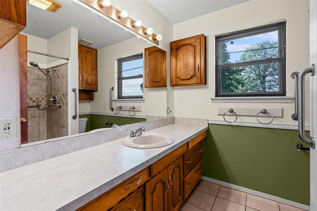 T EVITTS - Residential