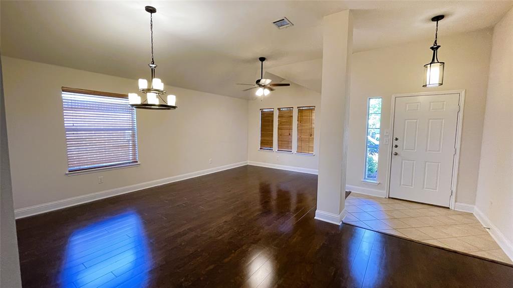 La Frontera - Residential Lease