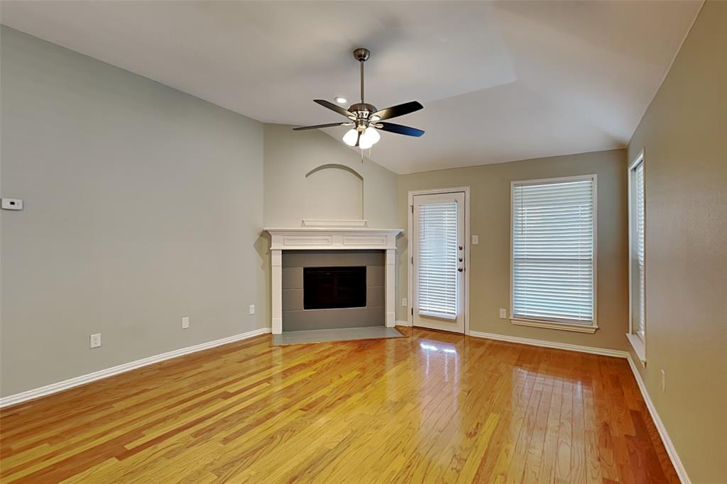 Villages Of Woodland Spgs - Residential Lease