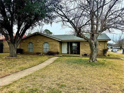 630 E Oates Road Garland TX 75043