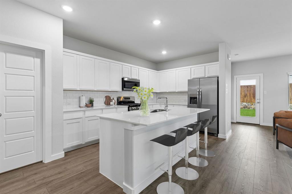 10512 Colonial Heights Lane