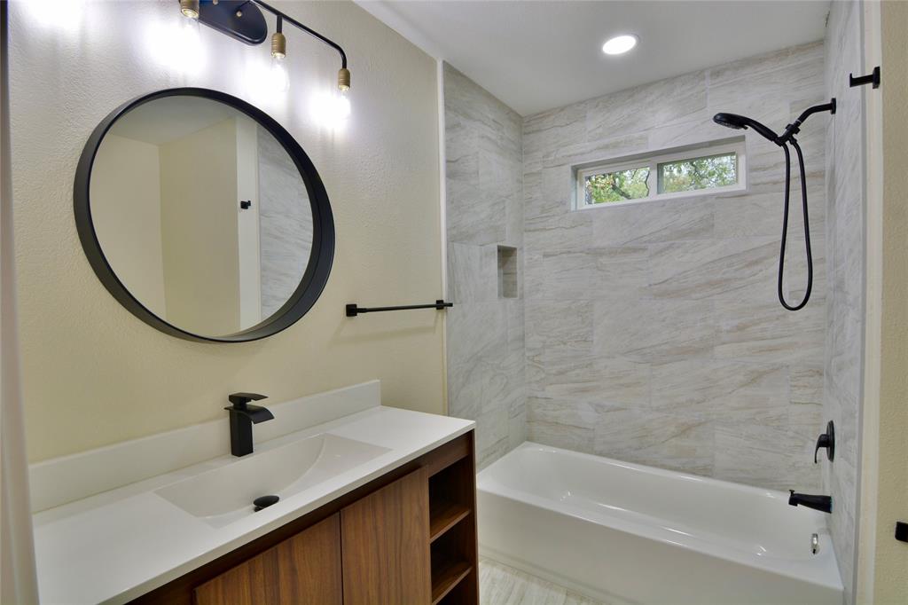 Murphy J R Add - Residential Lease