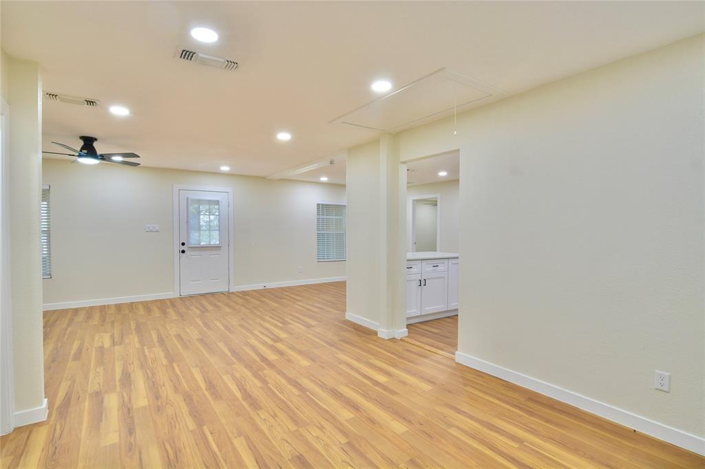 Murphy J R Add - Residential Lease