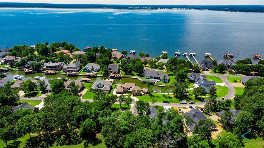 Pinnacle Club - Land