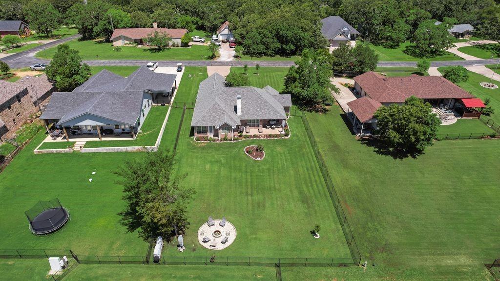 114 Crockett Drive