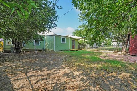 A home in Mineral Wells