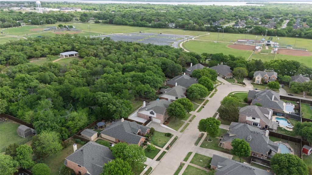 3905 Park Wood Dr Drive