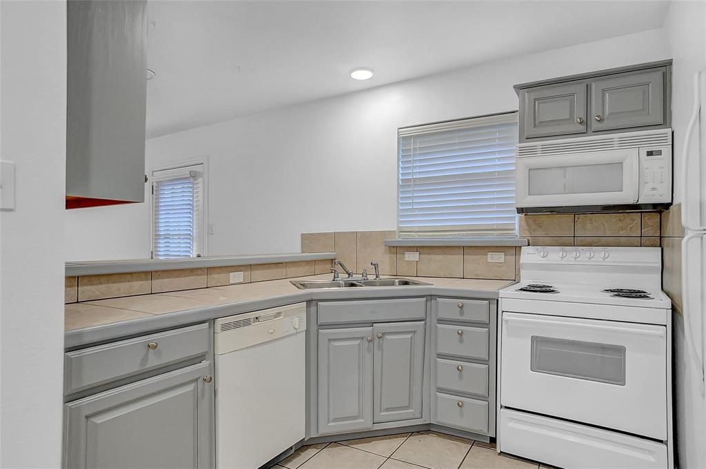 College Park Add - Residential Lease