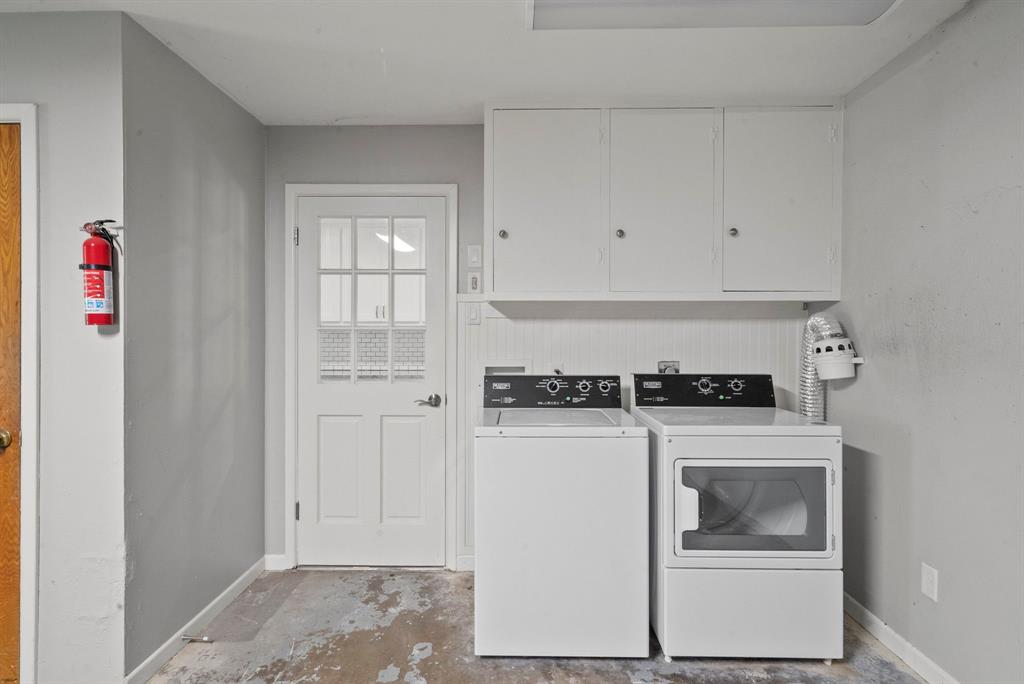 Roselawn 02 - Residential Lease