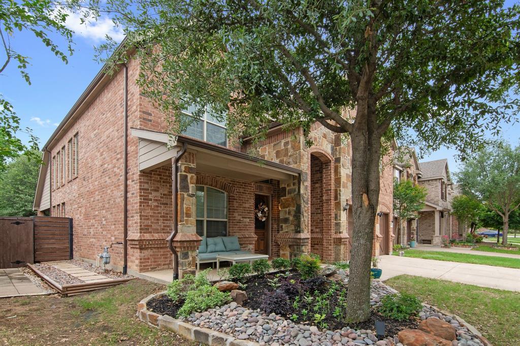6820 Swallow Lane