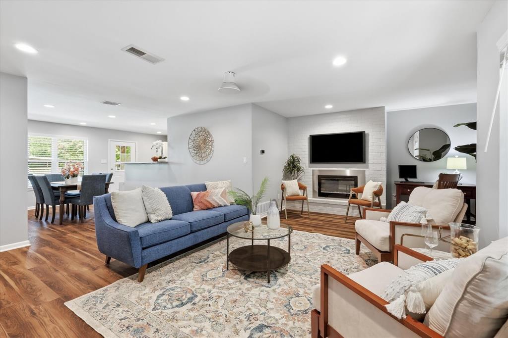 714 Parks Avenue