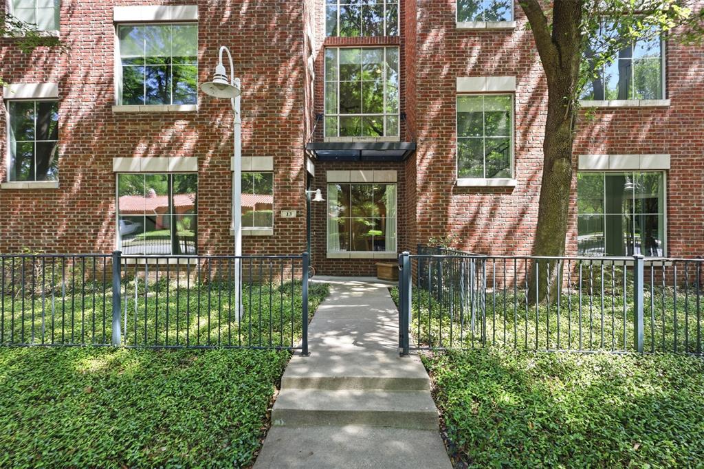 4241 Rawlins Street 13