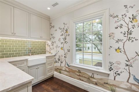 Tiny photo for 4259 Bordeaux Avenue, Highland Park, TX 75205 (MLS # 21251112)