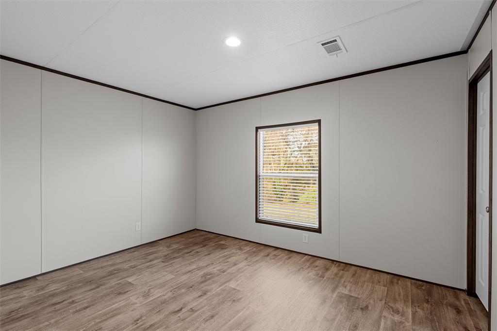 WALTON J T - Residential