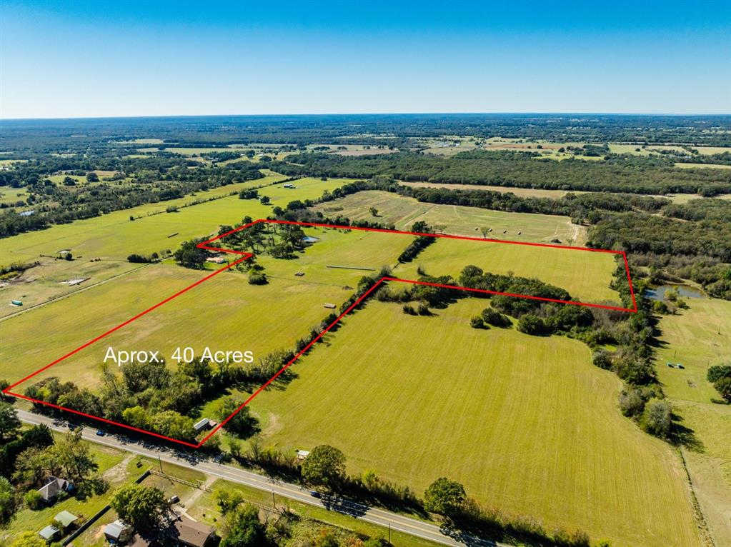 977 N Farm to Market 17