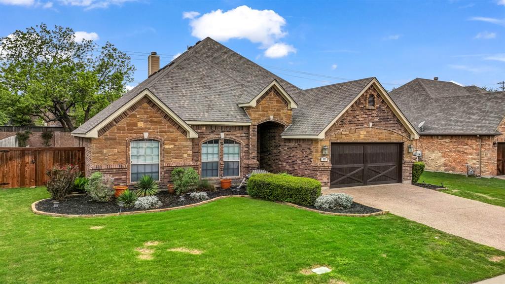 917 Thistle Hill Trail