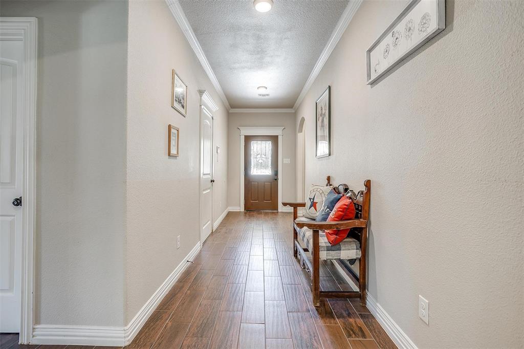 160 Mountain View Drive